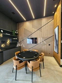 Excelente apartamento na  Meia Praia 3 suítes e 2 vagas ampla área de lazer