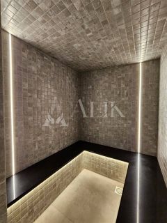 Excelente apartamento na  Meia Praia 3 suítes e 2 vagas ampla área de lazer