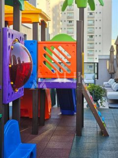 Excelente apartamento na  Meia Praia 3 suítes e 2 vagas ampla área de lazer