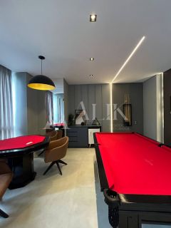 Excelente Apartamento na Meia Praia 3 suítes  2 vagas e lazer completo de R$ 1.490.000,00 por R$ 1.200.000,00