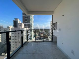 Excelente Apartamento na Meia Praia 3 suítes  2 vagas e lazer completo de R$ 1.490.000,00 por R$ 1.200.000,00