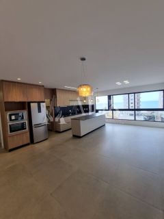 Elegância e Conforto no Laguna Residencial – 3 Suítes, Piscina Térmica e Rooftop Privativo