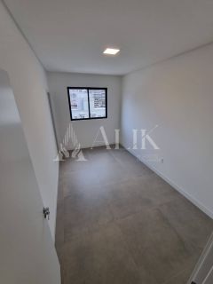 Elegância e Conforto no Laguna Residencial – 3 Suítes, Piscina Térmica e Rooftop Privativo