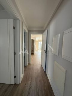 Apartamento na Meia Praia 3 suítes e 2 vagas ampla área de Lazer ( DE R$ 1.550.000,00 POR R$ 1.299.000,00 Á VISTA )