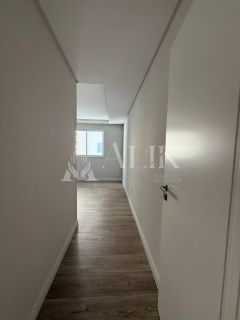 Apartamento na Meia Praia 3 suítes e 2 vagas ampla área de Lazer ( DE R$ 1.550.000,00 POR R$ 1.299.000,00 Á VISTA )