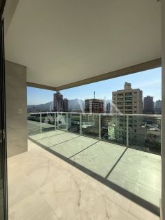 Apartamento na Meia Praia 3 suítes e 2 vagas ampla área de Lazer ( DE R$ 1.550.000,00 POR R$ 1.299.000,00 Á VISTA )
