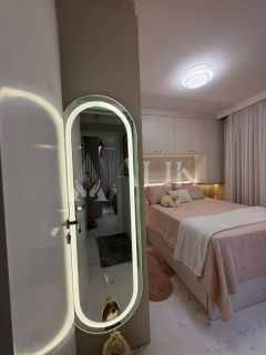 Apartamento Finamente Mobiliado e Decorado, sendo 2 suítes e 2 vagas de Garagem em Itapema