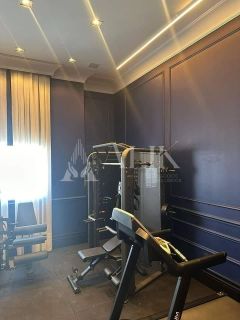 Apartamento Finamente Mobiliado e Decorado, sendo 2 suítes e 2 vagas de Garagem em Itapema