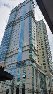 Apartamento Frente 2º Avenida - 3 suites e 3 vagas Individuais, ampla área de Lazer completa com piscina aquecida( DE R$ 2.195.000,00  POR R$ 1.449.000,00 Á VISTA )