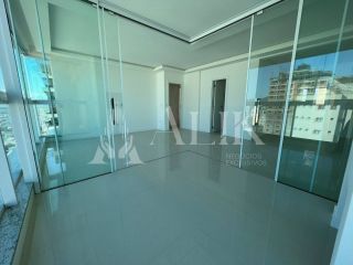 Apartamento Frente 2º Avenida - 3 suites e 3 vagas Individuais, ampla área de Lazer completa com piscina aquecida( DE R$ 2.195.000,00  POR R$ 1.449.000,00 Á VISTA )
