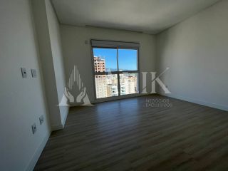 Apartamento Frente 2º Avenida - 3 suites e 3 vagas Individuais, ampla área de Lazer completa com piscina aquecida( DE R$ 2.195.000,00  POR R$ 1.449.000,00 Á VISTA )