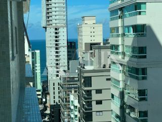 Apartamento Frente 2º Avenida - 3 suites e 3 vagas Individuais, ampla área de Lazer completa com piscina aquecida( DE R$ 2.195.000,00  POR R$ 1.449.000,00 Á VISTA )