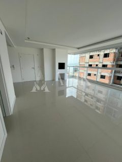 Apartamento Frente 2º Avenida - 3 suítes e 3 vagas Individuais, ampla área de Lazer completa com piscina aquecida( DE R$ 2.195.000,00  POR R$ 1.550.000,00 Á VISTA )