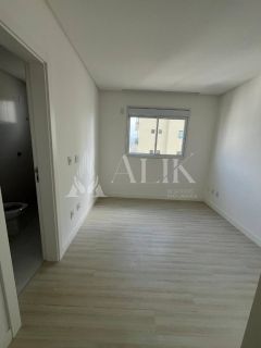 Apartamento Frente 2º Avenida - 3 suítes e 3 vagas Individuais, ampla área de Lazer completa com piscina aquecida( DE R$ 2.195.000,00  POR R$ 1.550.000,00 Á VISTA )