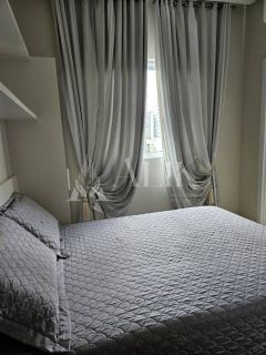 Excelente Apartamento finamente mobiliado 2 suítes e 2 vagas na Meia Praia