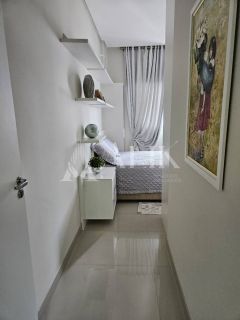 Excelente Apartamento finamente mobiliado 2 suítes e 2 vagas na Meia Praia