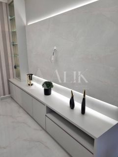 Excelente Apartamento 2 suítes finamente mobiliado área de lazer completa Chateau Avenue