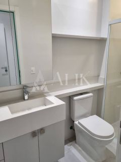 Excelente Apartamento 2 suítes finamente mobiliado área de lazer completa Chateau Avenue