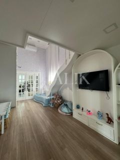 Excelente Apartamento 2 suítes finamente mobiliado área de lazer completa Chateau Avenue