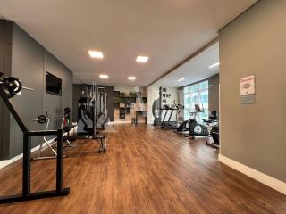 Excelente Apartamento 3 suítes e 2 vagas na Meia Praia Lazer completo ( 200 m do Mar)