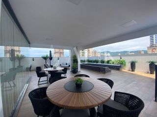 Oportunidade Meia Praia 3 suítes e 2 vagas área de lazer completa de R$ 1.500.000,00 por R$ 949.000,00 á vista