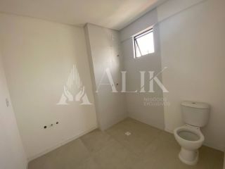 Oportunidade Meia Praia 3 suítes e 2 vagas área de lazer completa de R$ 1.500.000,00 por R$ 949.000,00 á vista