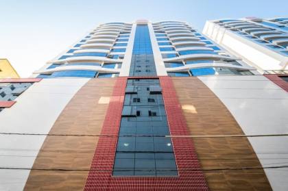 Excelente Apartamento mobiliado  3 Suítes com lazer completo   100 m mar (proximo ao píer)