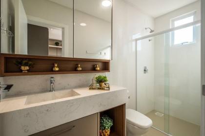 Excelente Apartamento mobiliado  3 Suítes com lazer completo   100 m mar (proximo ao píer)