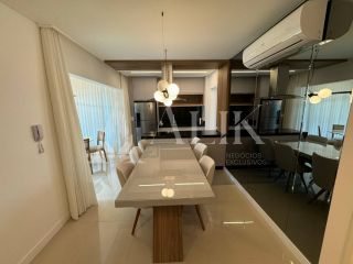Excelente Apartamento Finamente Mobiliado 3 suítes e 2 vagas área de lazer