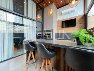 Excelente Apartamento Finamente Mobiliado 3 suítes e 2 vagas área de lazer