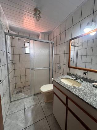 Apartamento FRENTE MAR com 3 quartos 1 suítes no bairro MEIA PRAIA em Itapema