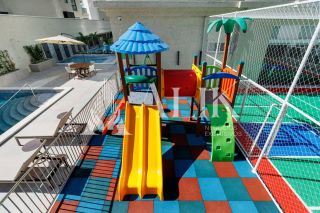 Apartamento Frente 2º Avenida - 3 suítes finamente mobiliado com 2 vagas ampla área de Lazer completa com piscina aquecida( DE R$ 2.200.000,00  POR R$ 1.985.000,00