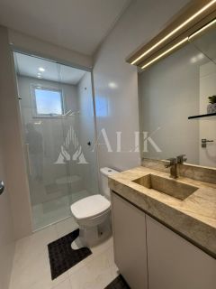 Apartamento Frente 2º Avenida - 3 suítes finamente mobiliado com 2 vagas ampla área de Lazer completa com piscina aquecida( DE R$ 2.200.000,00  POR R$ 1.985.000,00