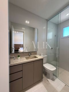 Apartamento Frente 2º Avenida - 3 suítes finamente mobiliado com 2 vagas ampla área de Lazer completa com piscina aquecida( DE R$ 2.200.000,00  POR R$ 1.985.000,00