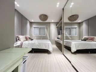 Excelente Apartamento 4 quartos ( sendo 2 suítes e 2 demi) com 2 vagas de garagem Vista Mar lazer completo finamente mobiliado de R$ 2.950.000,00 por R$ 2.490.000,00 á vista