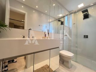 Excelente Apartamento 4 quartos ( sendo 2 suítes e 2 demi) com 2 vagas de garagem Vista Mar lazer completo finamente mobiliado de R$ 2.950.000,00 por R$ 2.490.000,00 á vista