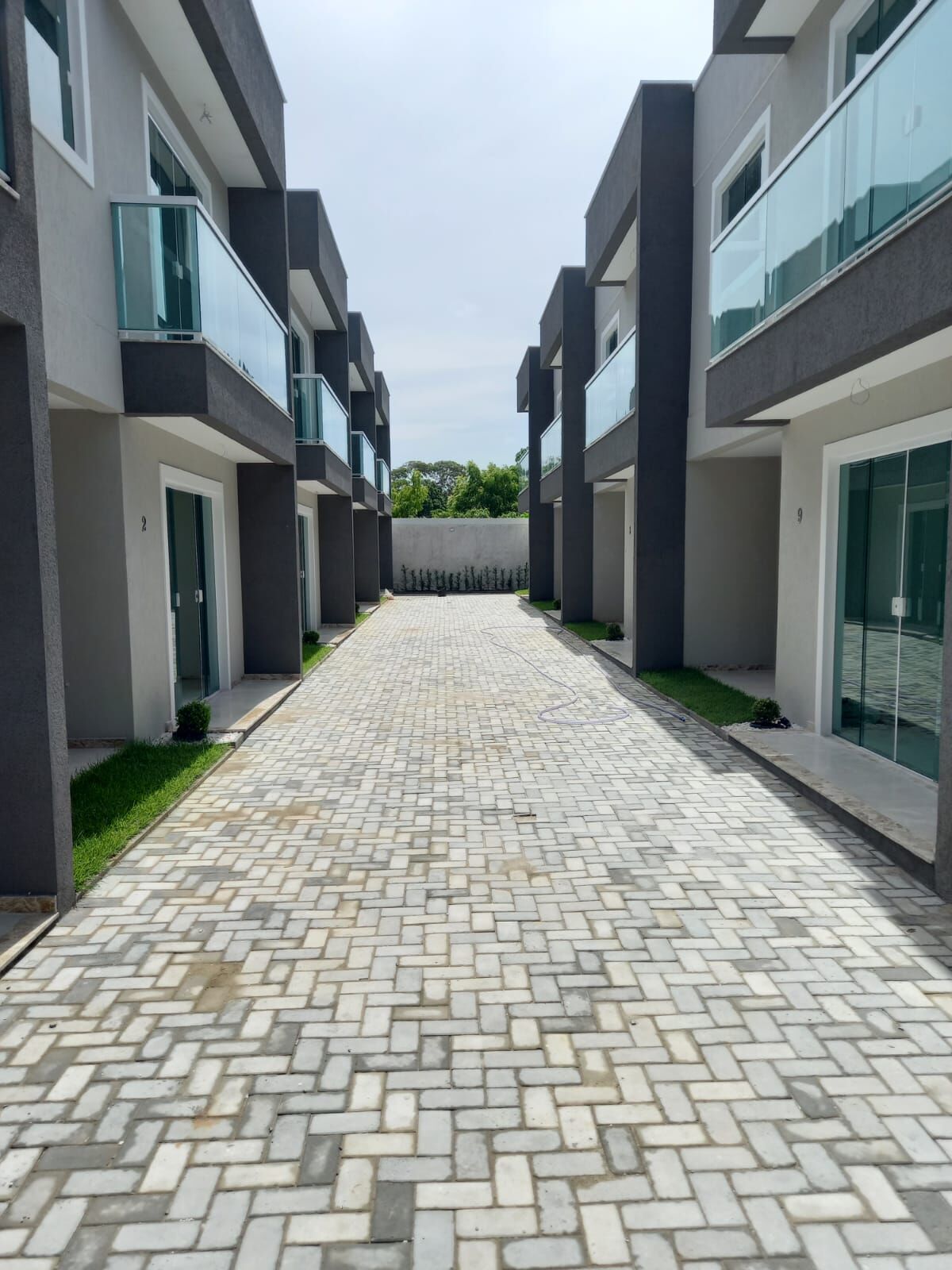 Casa Padrão no bairro Pitangueiras em Lauro de Freitas