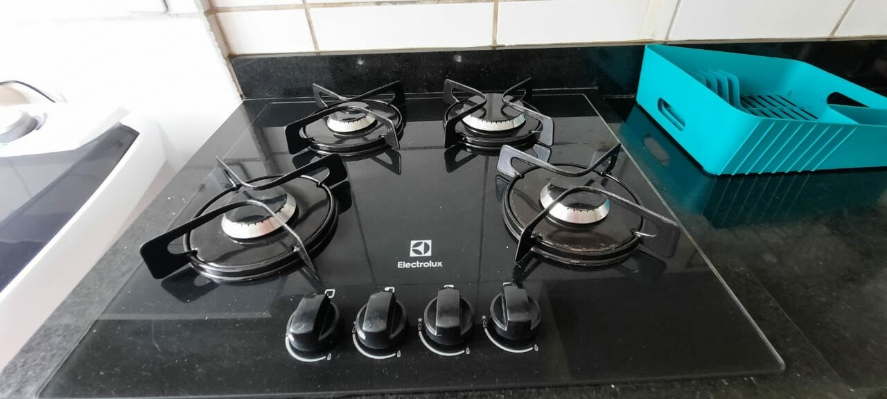 Apartamento Padrão no bairro BURAQUINHO em Lauro de Freitas