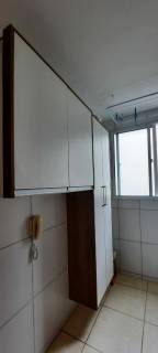 Apartamento Padrão no bairro BURAQUINHO em Lauro de Freitas