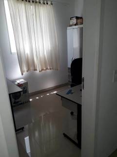 Apartamento Padrão no bairro Estrada Do Coco em Camaçari