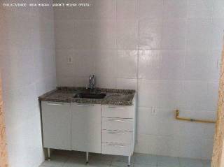Apartamento Padrão no bairro CAJI em Lauro de Freitas