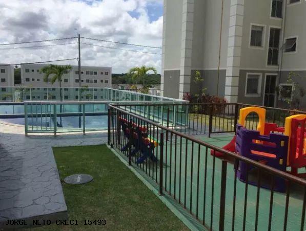 Apartamento Padrão no bairro Estrada Do Coco Abrantes em Camaçari