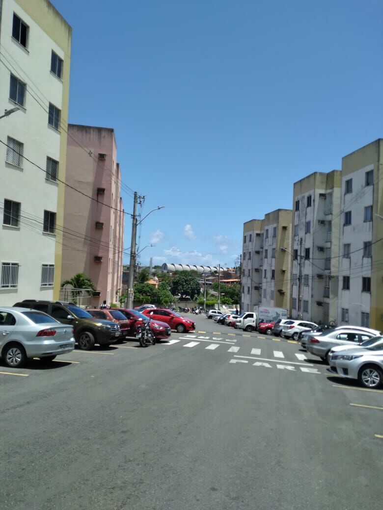 Apartamento Padrão no bairro Jardim Aeroporto em Lauro de Freitas