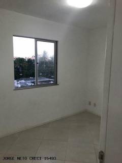 Casa Padrão no bairro Abrantes em Camaçari