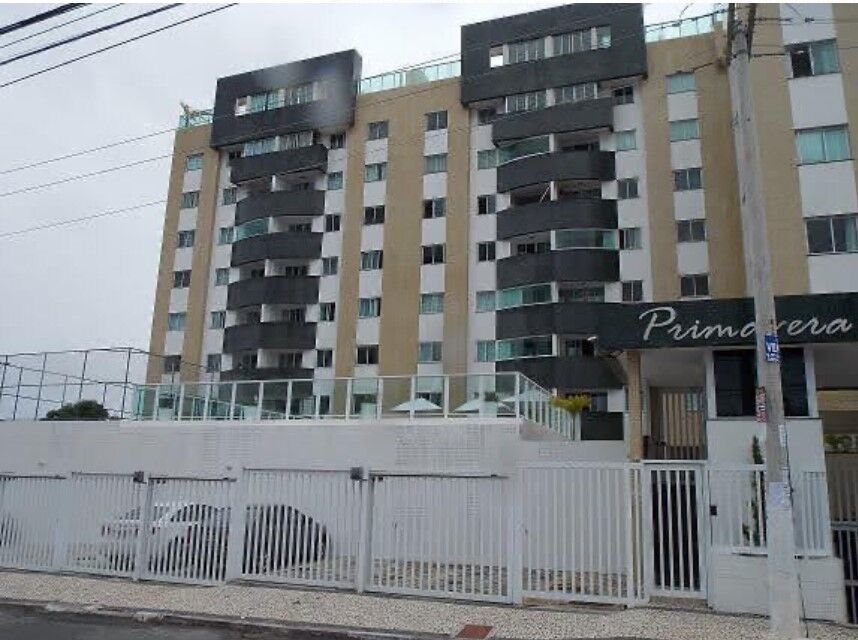 Apartamento Padrão no bairro Pitangueiras em Lauro de Freitas