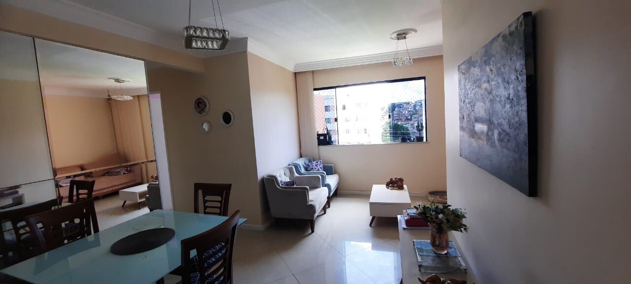 Apartamento Padrão no bairro Vila Laura em Salvador