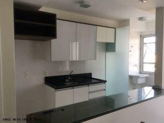 Apartamento Padrão no bairro Jardim das Margaridas em Salvador