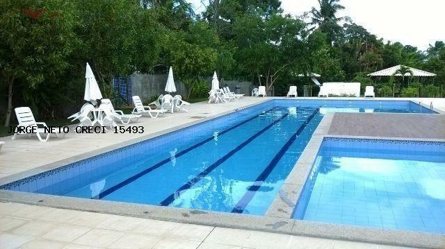 Apartamento Padrão no bairro Estrada Do Coco em Camaçari