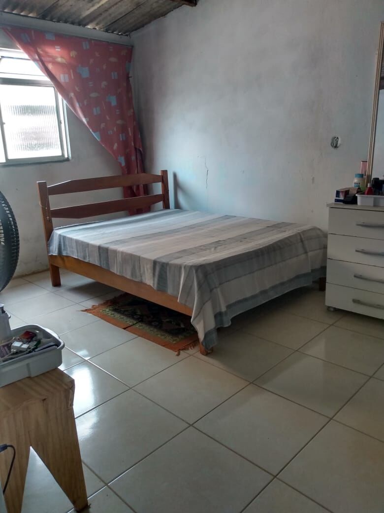 Casa Padrão no bairro Vida Nova em Lauro de Freitas