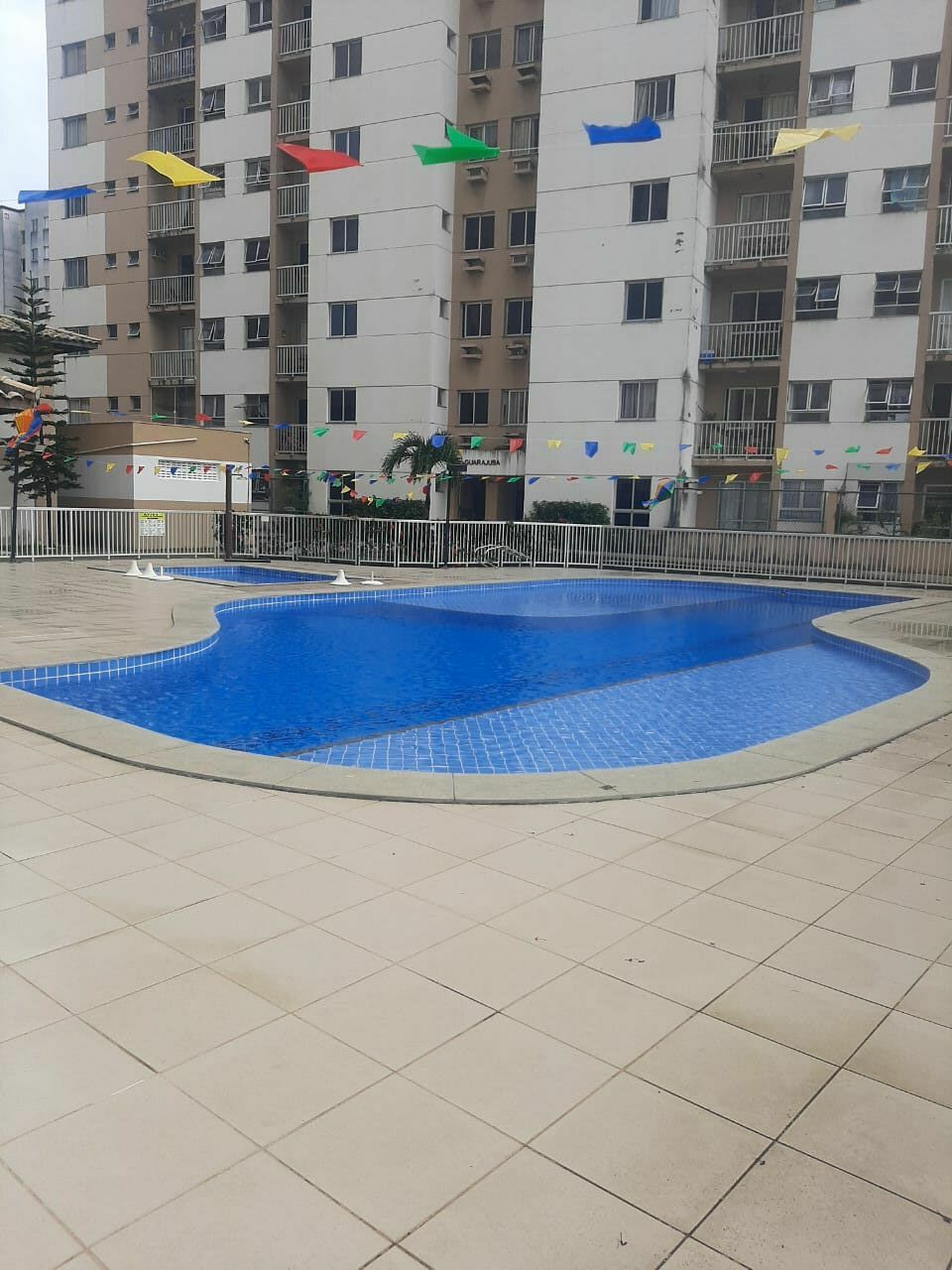 Apartamento Padrão no bairro Jardim das Margaridas em Salvador